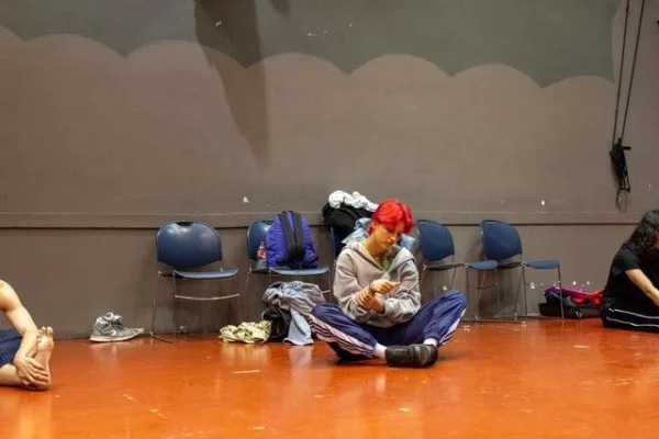 周一夜赛49人主场击败维京人 普迪传球四达阵点燃李维斯球场